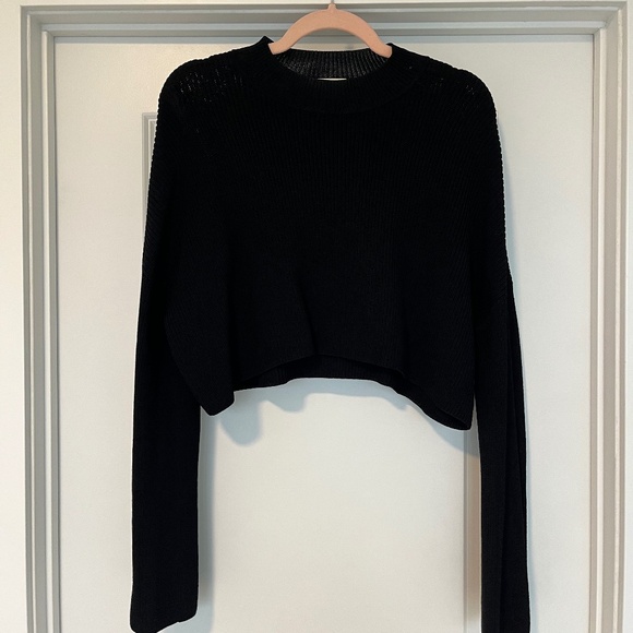 Wilfred Sweaters - Aritzia Wilfred Black Cropped Sweater